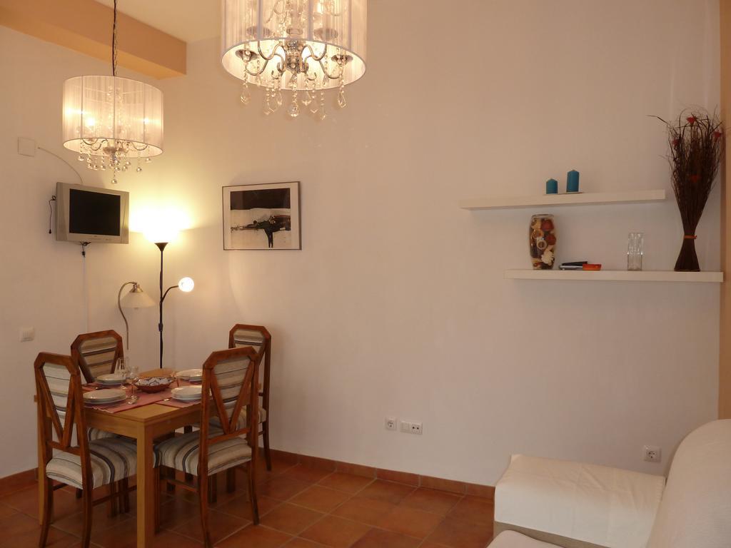 Karmapartment Sevilla Bagian luar foto